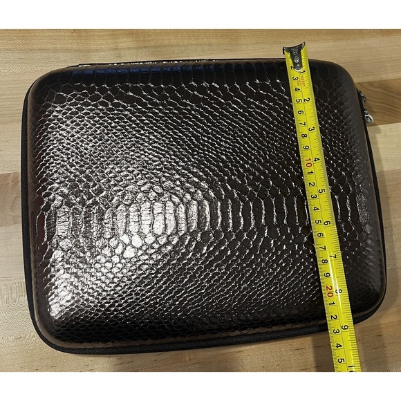 Laura Mercier Limited Edition Essential Custom Artist Portfolio Case In Bronze - Picture 3 of 8